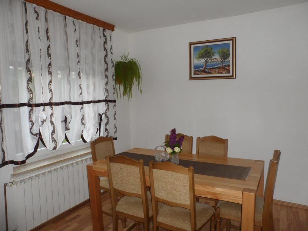 Apartments And Rooms Krizmanic Smoljanac Εξωτερικό φωτογραφία